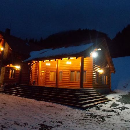 Pensiunea Izbucul Tauz Ghetari Экстерьер фото