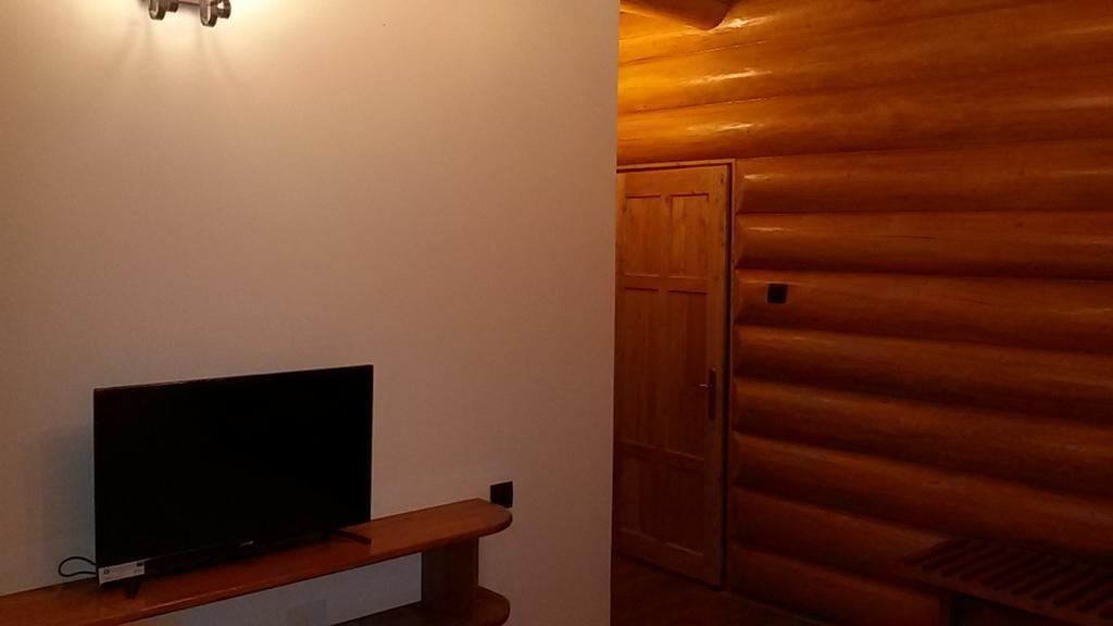 Pensiunea Izbucul Tauz Ghetari Экстерьер фото