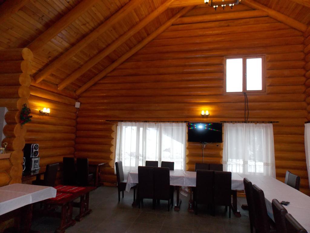 Pensiunea Izbucul Tauz Ghetari Экстерьер фото